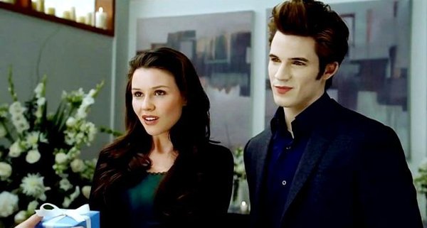 Vampires Suck (2010) Vampires Suck (2010)