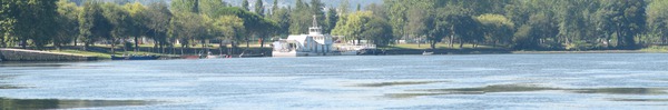 11 x 5 MP photo