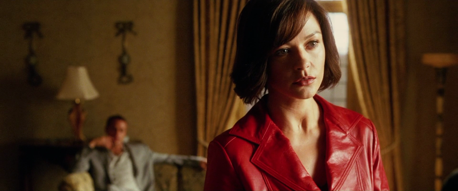 Catherine Zeta-Jones in Ocean's Twelve